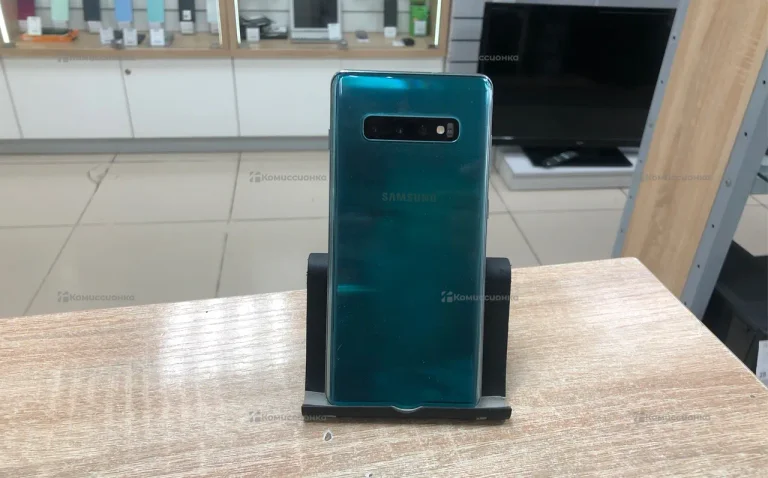 Samsung Galaxy S10+ 8/128 ГБ