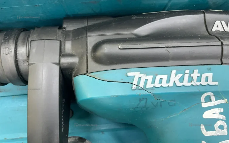 Перфоратор Makita 4011с