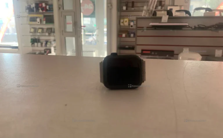Часы  Apple Watch SE 40mm