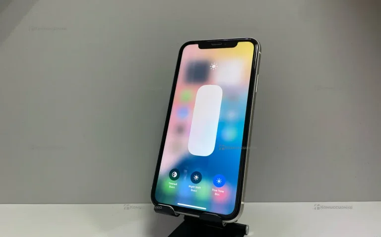 Apple iPhone 11 4/64 ГБ