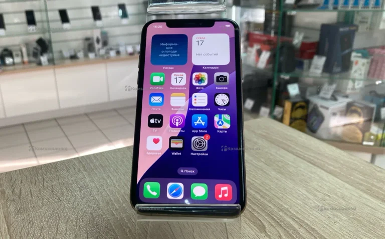 Apple iPhone XS 4/64 ГБ