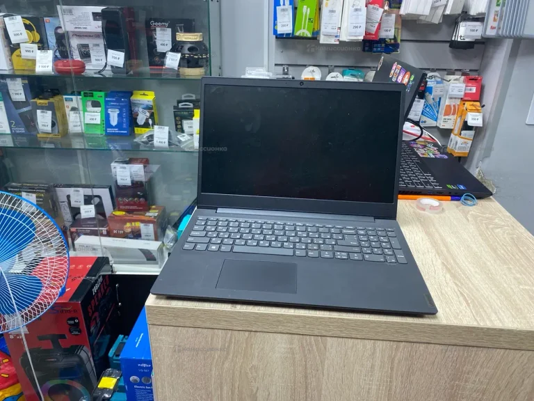 Ноутбук  Lenovo