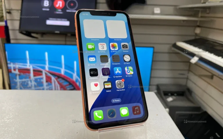 Apple iPhone XR 3/64 ГБ