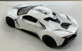 Металлическая машинка модель 'Lykan Hypersport' 1:24 21 см с открывающимися дверьми, капотом и багажником