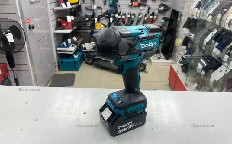 гайковерт  Makita dtw700