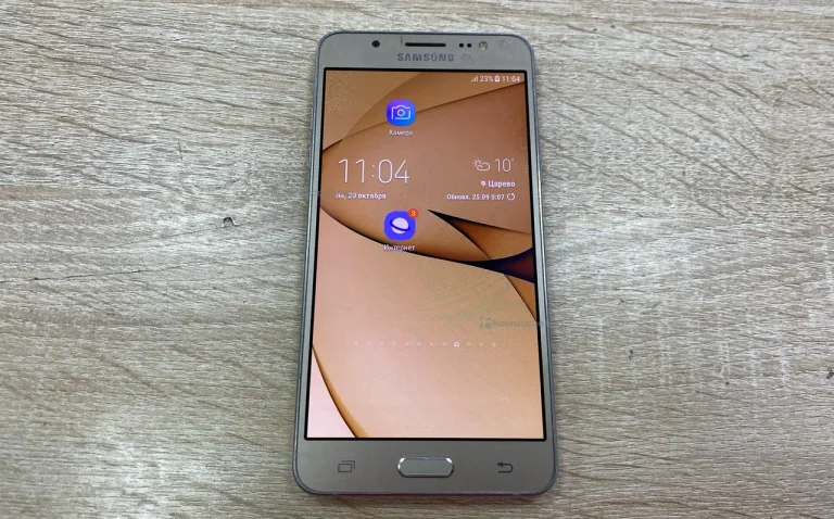Samsung Galaxy J5 (2016) 2/16 ГБ