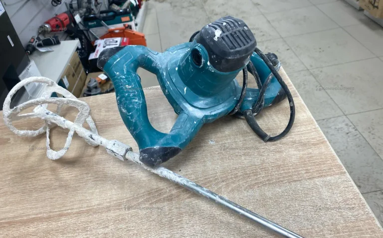 Строительный миксер UT1200