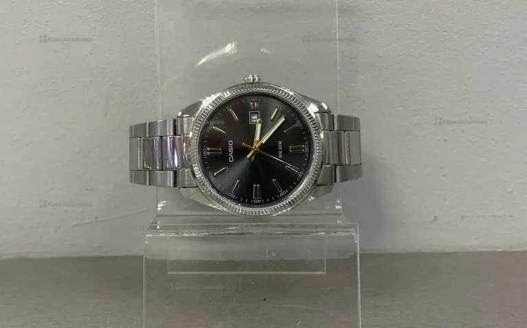 Часы  casio