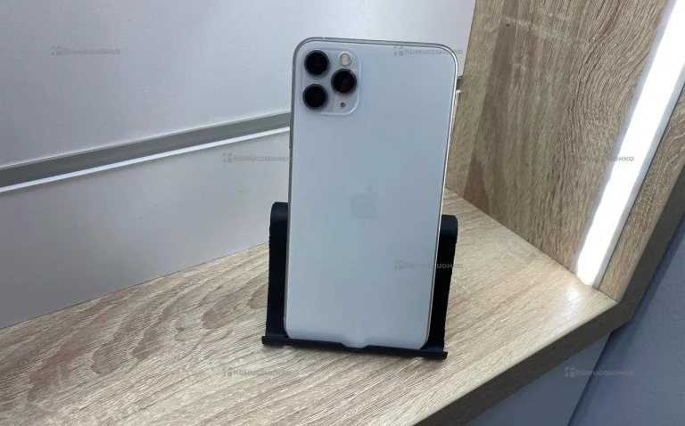 Apple iPhone 11 Pro Max 4/64 ГБ