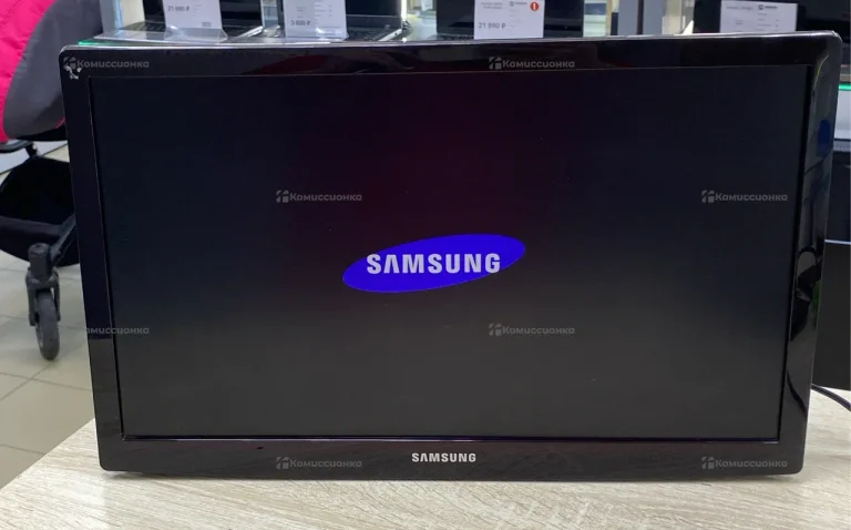 Телевизор Samsung UE19H4000AK.