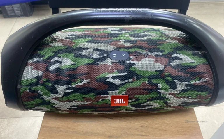 Колонка jbl boombox