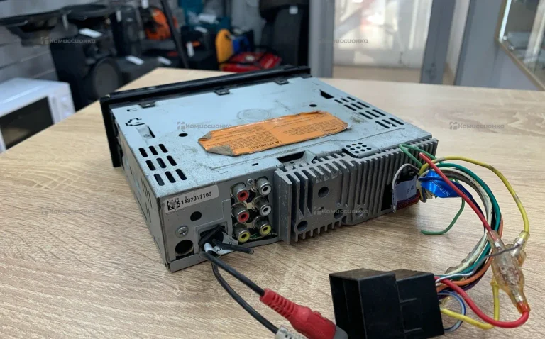 Автомагнитола Pioneer mvh-570av