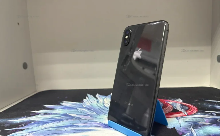 Apple iPhone X 3/64 ГБ