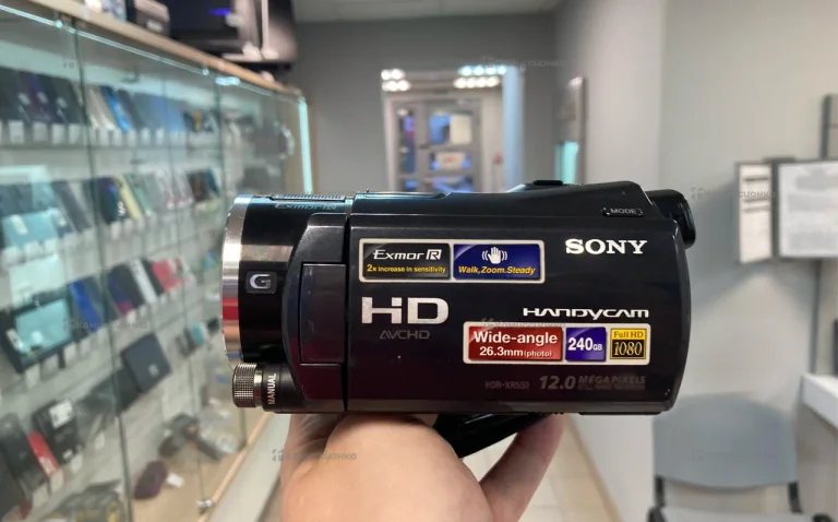 Фотоаппарат  Sony HDR-XR550E
