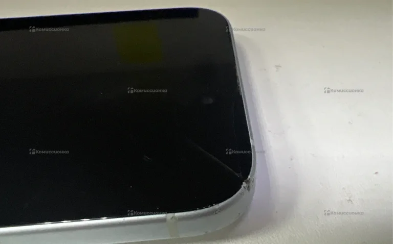 Apple iPhone 15 6/128 ГБ