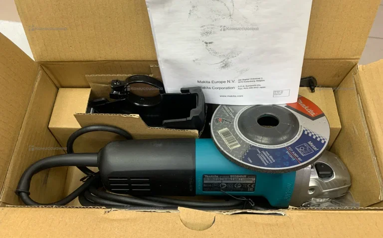 УШМ Makita 9558HNR