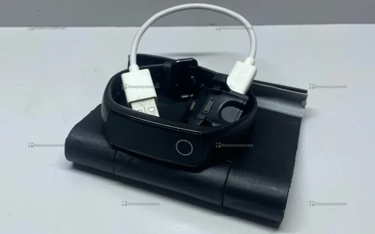 Часы  Honor band 5