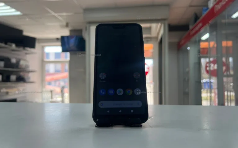 Xiaomi Mi A2 Lite 3/32Gb
