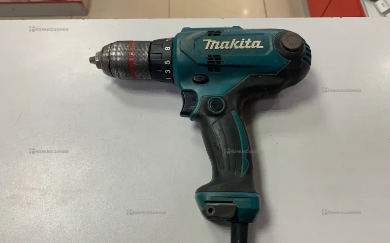Сетевая дрель-шуруповерт Makita DF0300