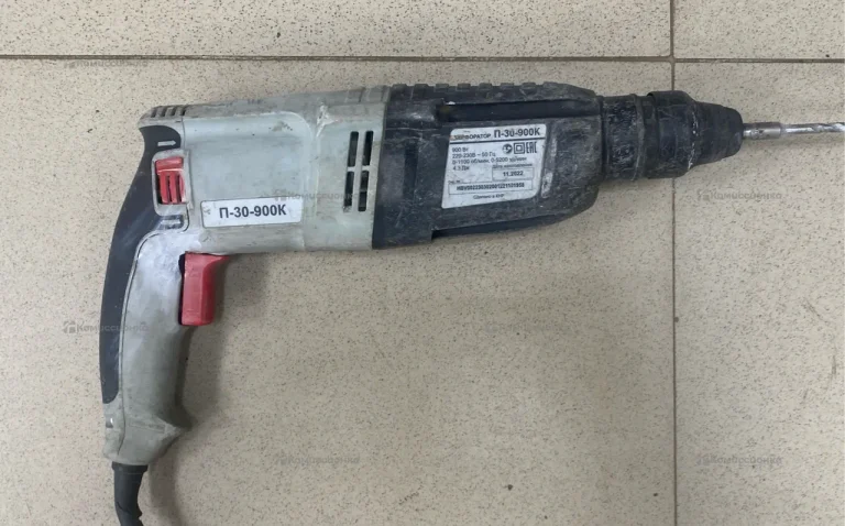 Перфоратор сетевой РЕСАНТА П-30-900К