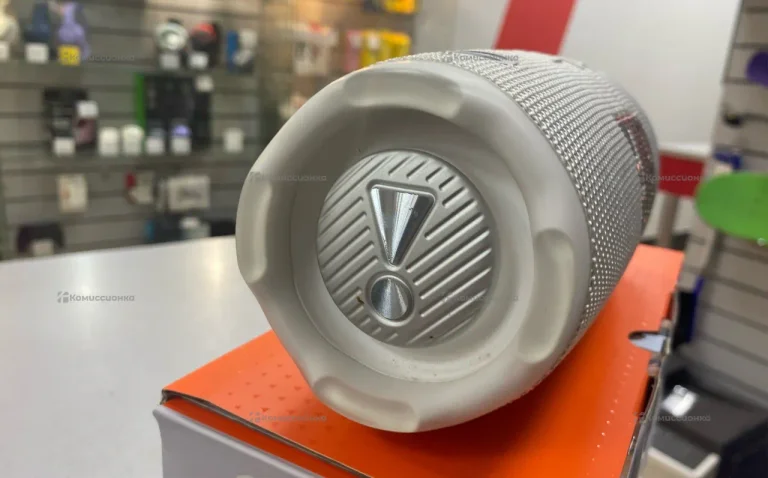 Колонка JBL Charge 6