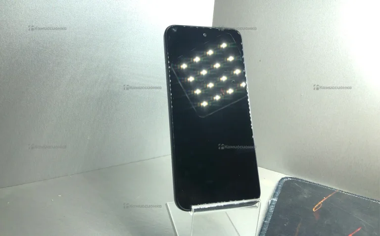 Tecno Spark 30C 6/128 ГБ