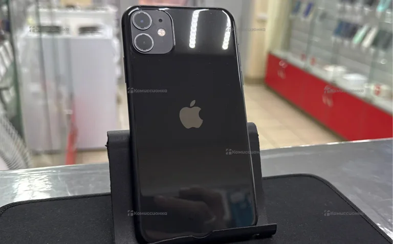 Apple iPhone 11 4/64 ГБ