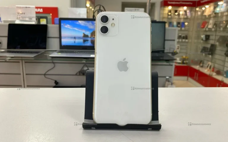 Apple iPhone 11 4/64 ГБ