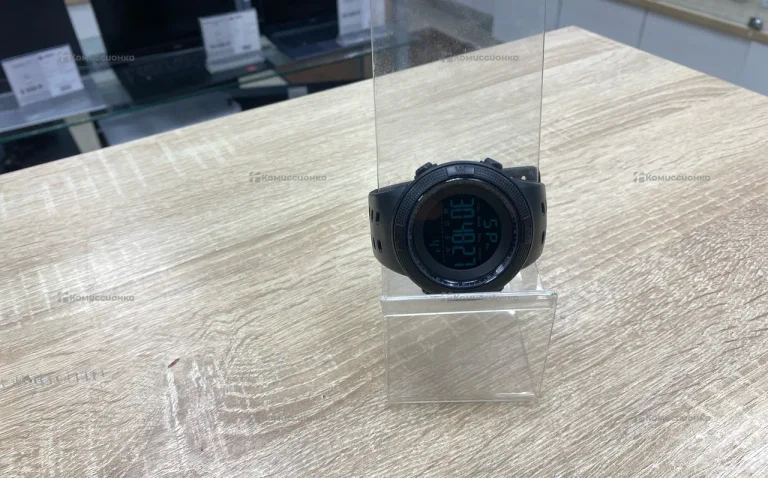 Часы  Multi-Function Watch