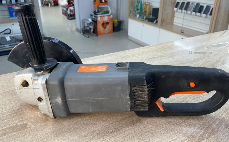 УШМ 230 Domiant