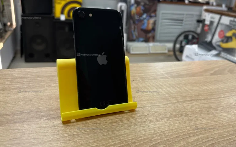 Apple iPhone SE 2/64 ГБ