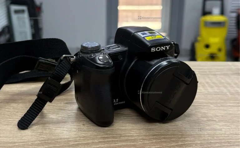Фотоаппарат  sony dsc h50