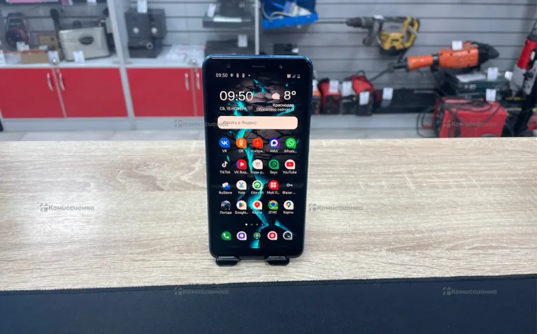 Samsung Galaxy A7 (2018) 4/64 ГБ