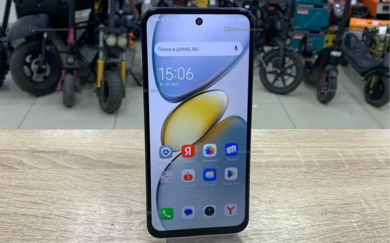 Tecno Spark Go 1 4/128 ГБ