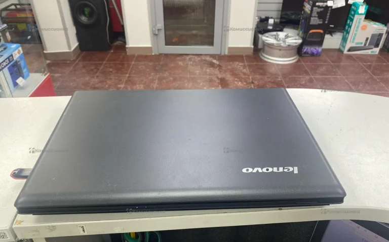 Ноутбук  Lenovo