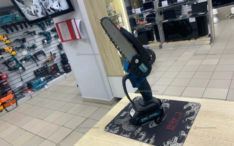 Сучкорез Makita АКБ