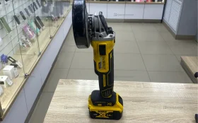 Аккумуляторная УШМ DeWALT DCG405