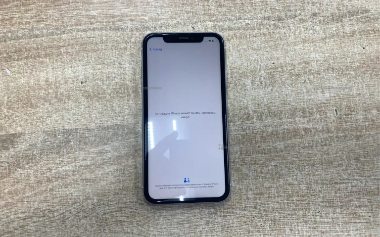 Apple iPhone XR 3/128 ГБ