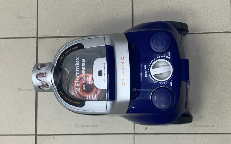 Пылесос  Electrolux sl24