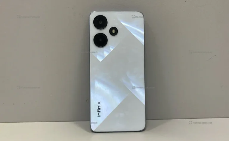 Infinix Hot 30i 4/128 ГБ