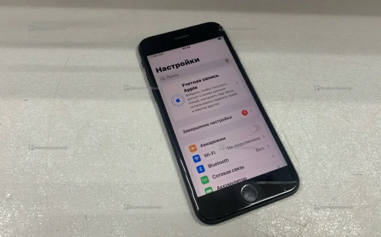 Apple iPhone SE (2020) 4/64 ГБ