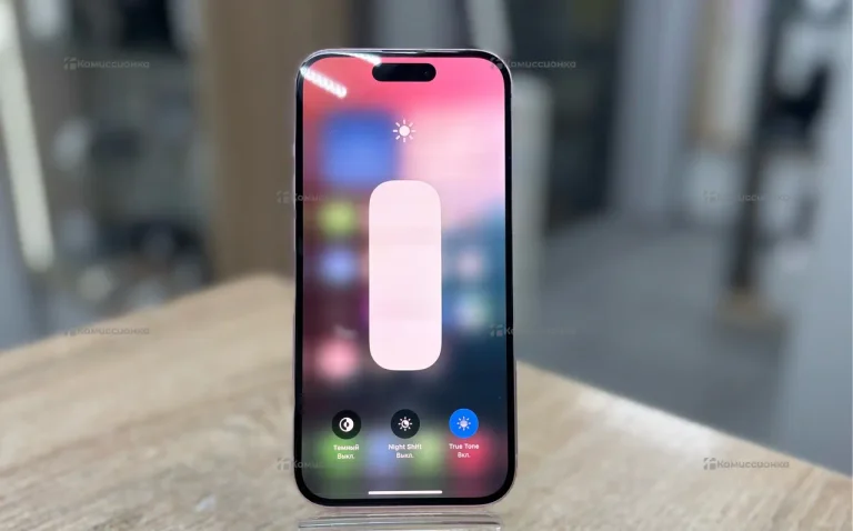 Apple iPhone 15 6/128 ГБ