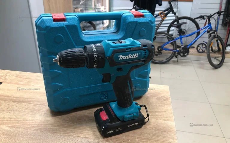 Дрель шуруповерт Makita (rep) с набором