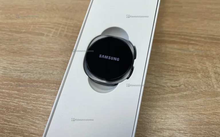 Часы Galaxy Watch 8 40mm LTE