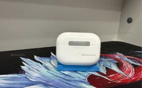 Купить Наушники Apple AirPods Pro 2 typec оригинал б/у , в Тюмень Цена:9998рублей