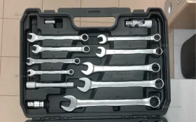 Купить набор инструментов 82 б/у , в Саратов Цена:2490рублей