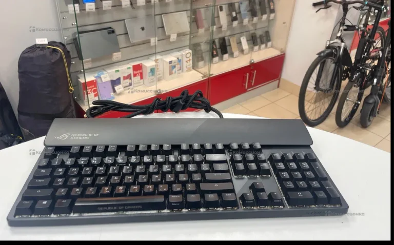 Клавиатура проводная ASUS ROG Strix Flare