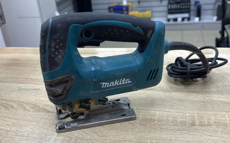 Электролобзик Makita 4350fct