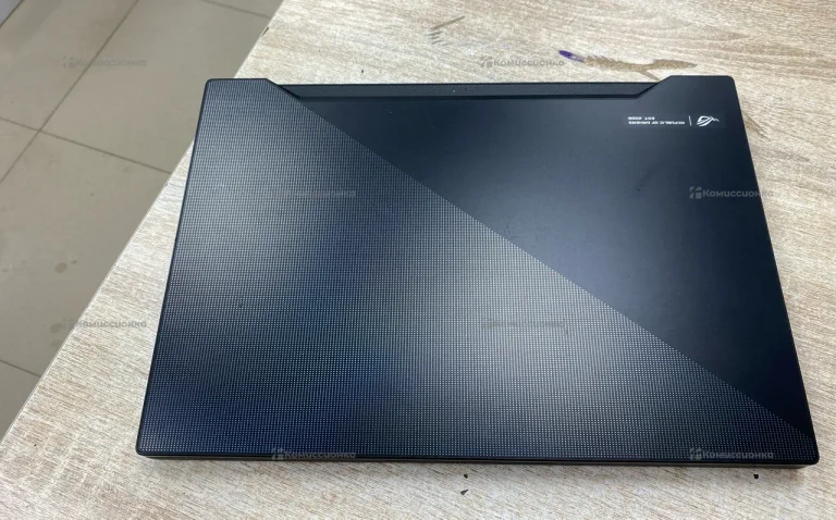 Ноутбук Asus Rog Zephyrus M15