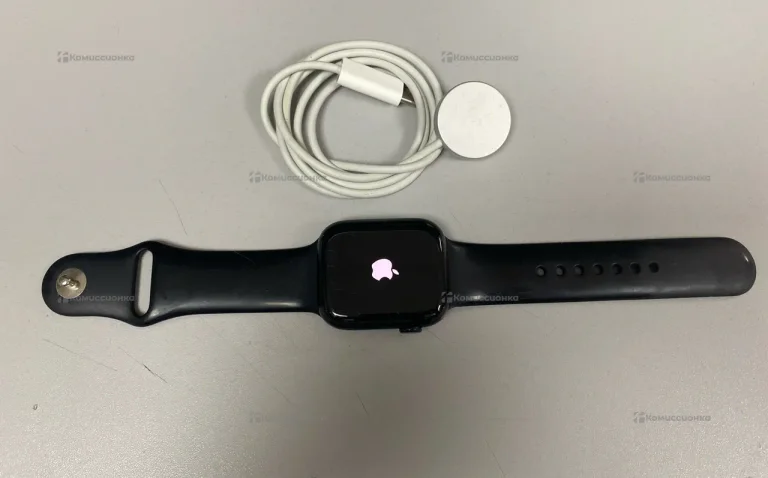 Часы Apple Watch 8 45mm